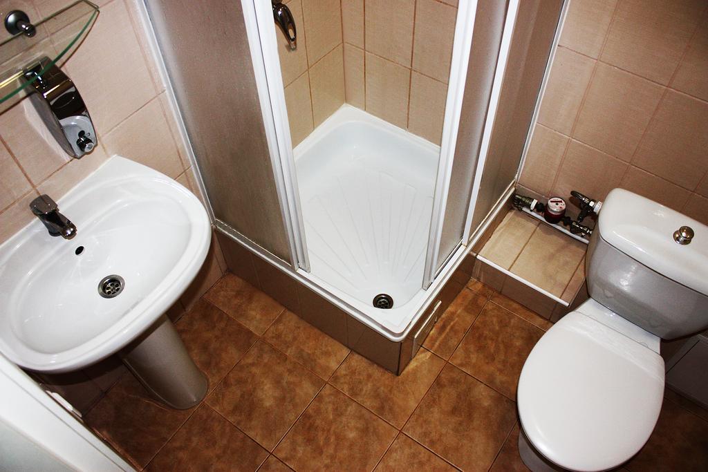 Mini-Hotel On Geroiv Energetykiv Street 18 Kiev Oda fotoğraf
