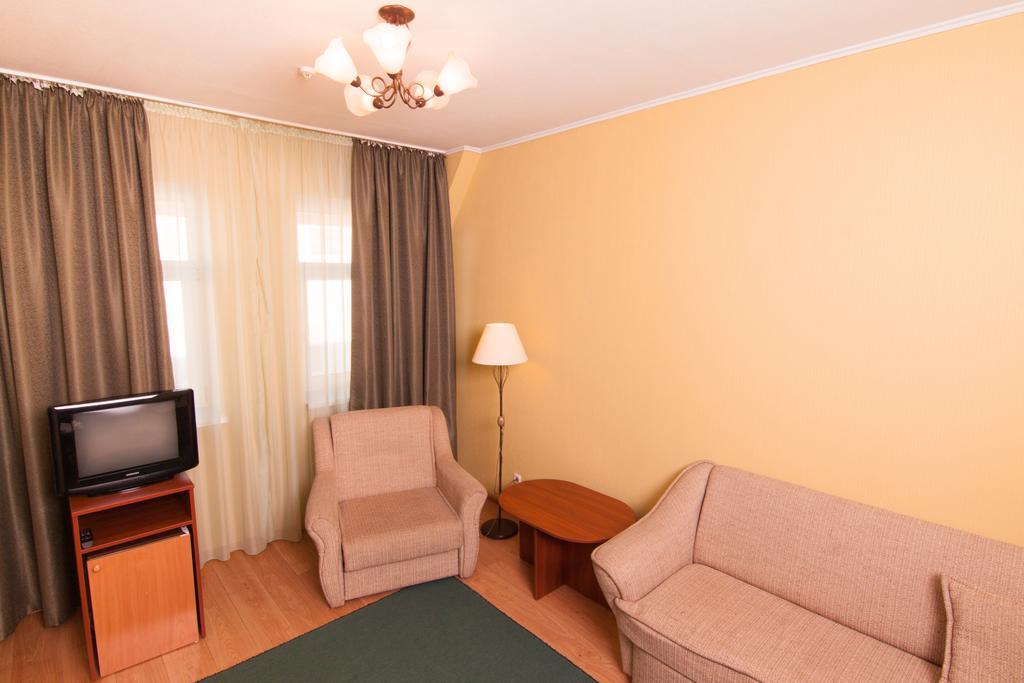 Mini-Hotel On Geroiv Energetykiv Street 18 Kiev Dış mekan fotoğraf