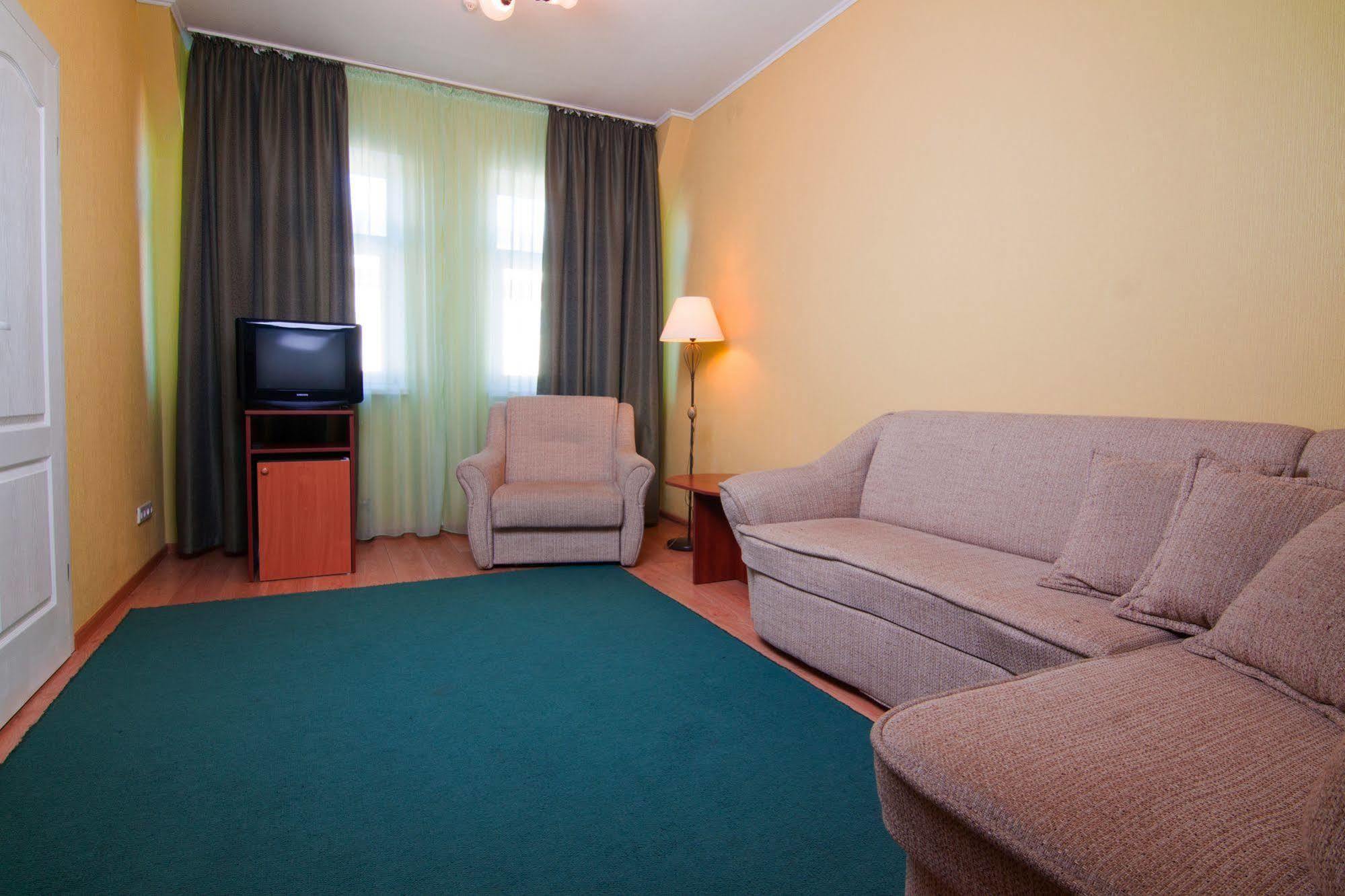 Mini-Hotel On Geroiv Energetykiv Street 18 Kiev Dış mekan fotoğraf