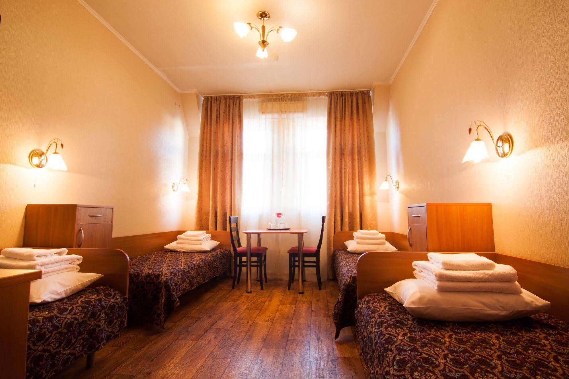Mini-Hotel On Geroiv Energetykiv Street 18 Kiev Dış mekan fotoğraf