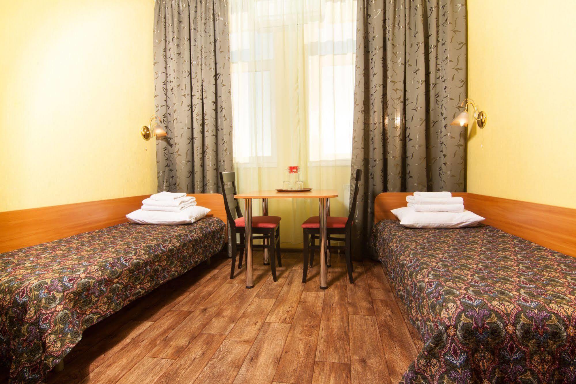Mini-Hotel On Geroiv Energetykiv Street 18 Kiev Dış mekan fotoğraf