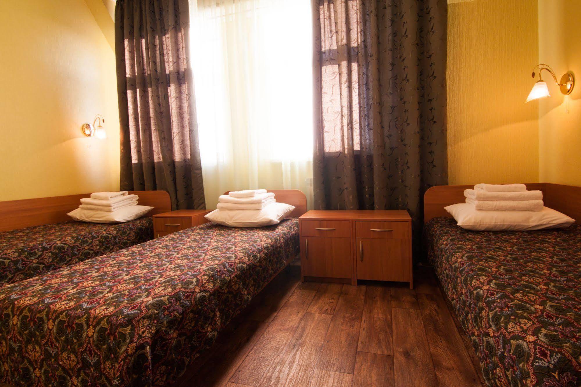 Mini-Hotel On Geroiv Energetykiv Street 18 Kiev Dış mekan fotoğraf