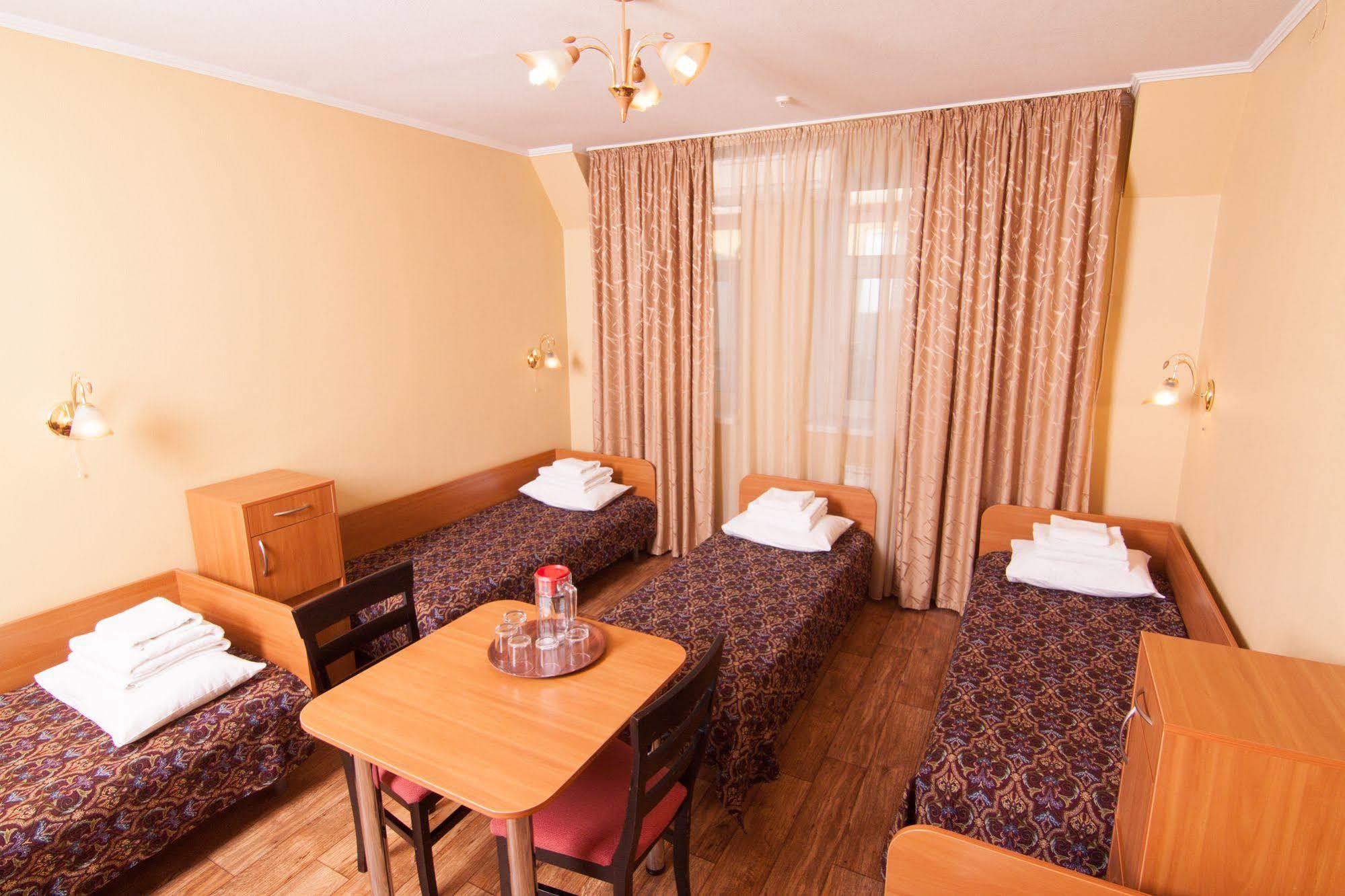 Mini-Hotel On Geroiv Energetykiv Street 18 Kiev Dış mekan fotoğraf